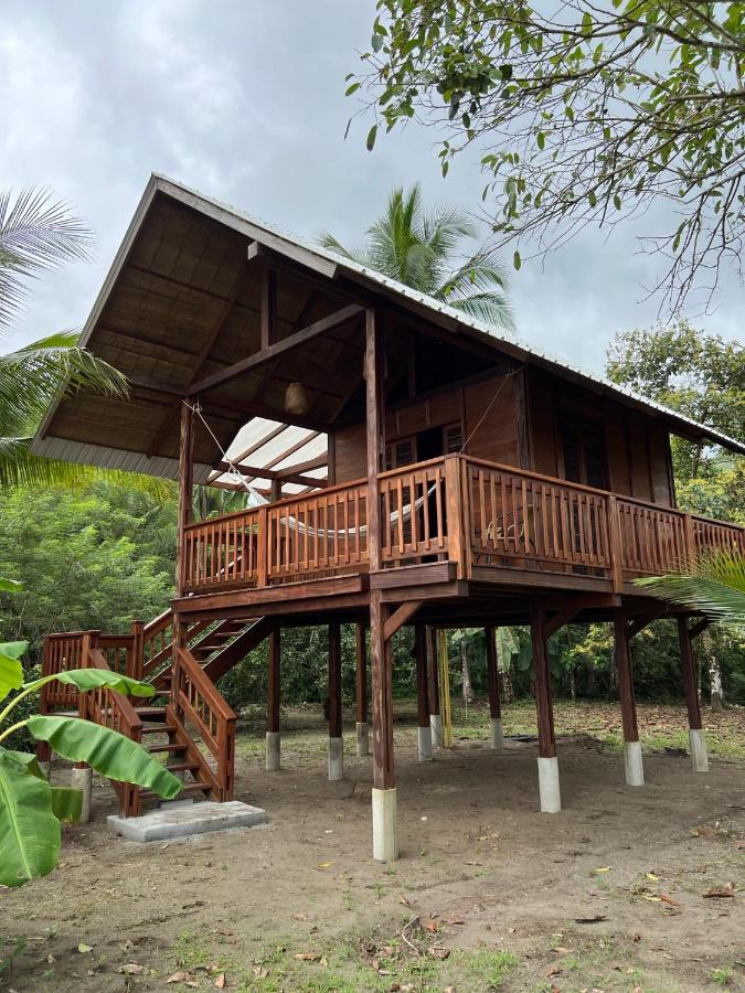 Lodge Irana Pacific *